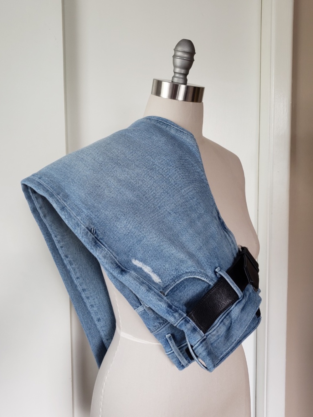 RtA Denim Jeans Size Small!